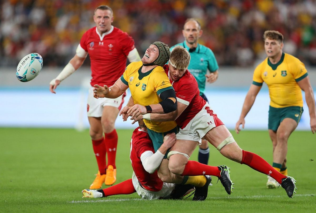 Rugby harus berani tabrak-tabrakan